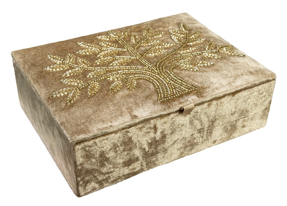 Бархатная шкатулка бежевого цвета с бусинами М 20x15x7 см